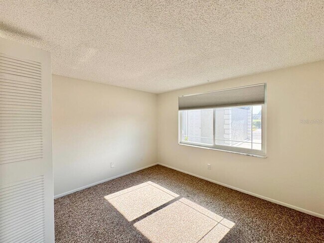 Building Photo - 3422 Trophy Blvd