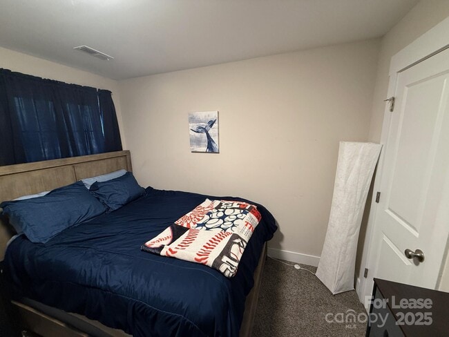 Building Photo - 518 Lake Head Rd