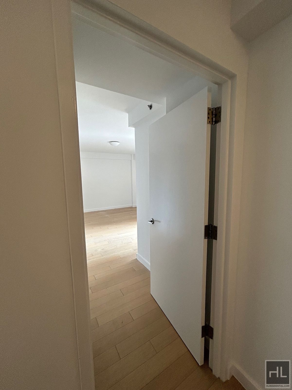 Building Photo - East 39th Street