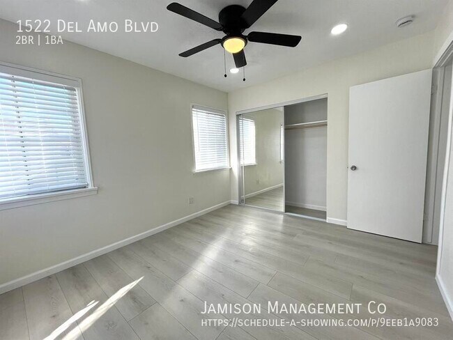 Building Photo - 1522 Del Amo Blvd