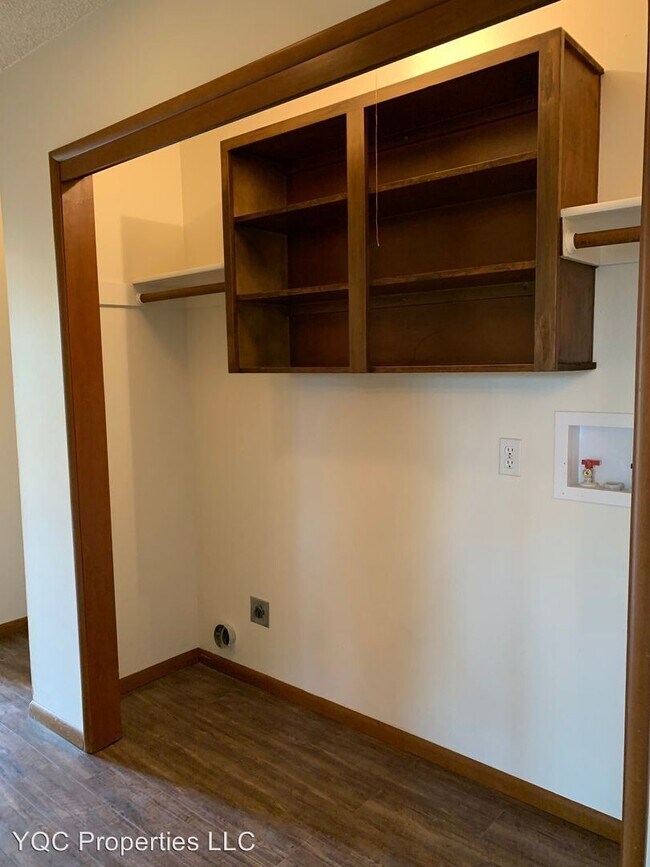 Building Photo - 1504 NE 115th St