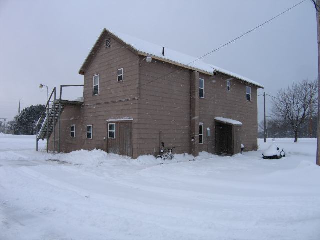 Building Photo - 17581 Erickson Dr