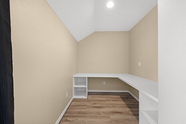 Building Photo - 2610 Mandi Ct