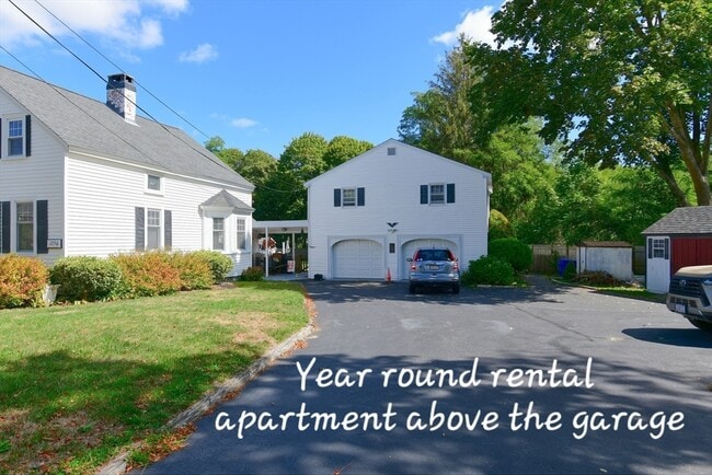 Building Photo - 65 Pleasant St