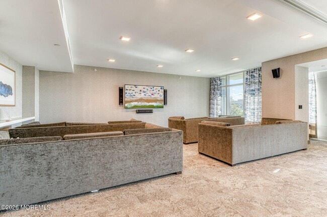 Building Photo - 15 Morris Ave