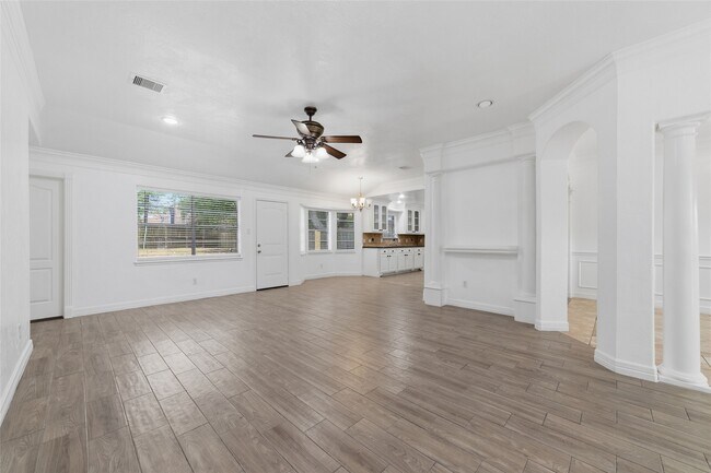 Building Photo - 11311 Hazen St