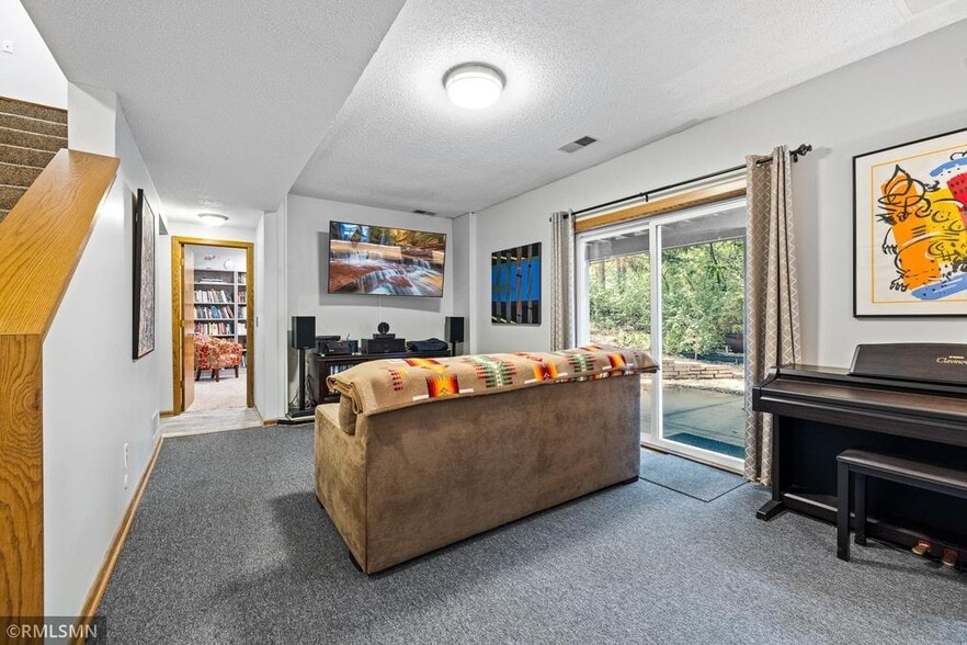 Lower Level Media Rm - 6868 Stonewood Ct