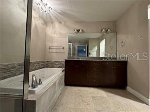 Building Photo - 100 S Eola Dr