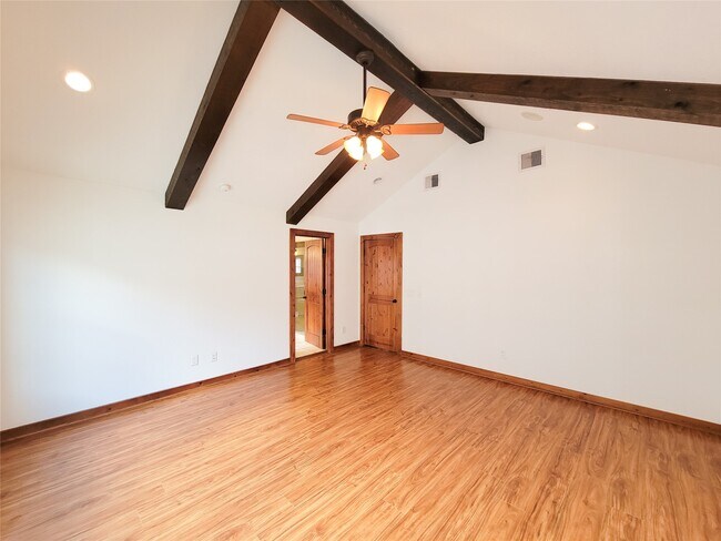 Building Photo - 1801 W 24th St