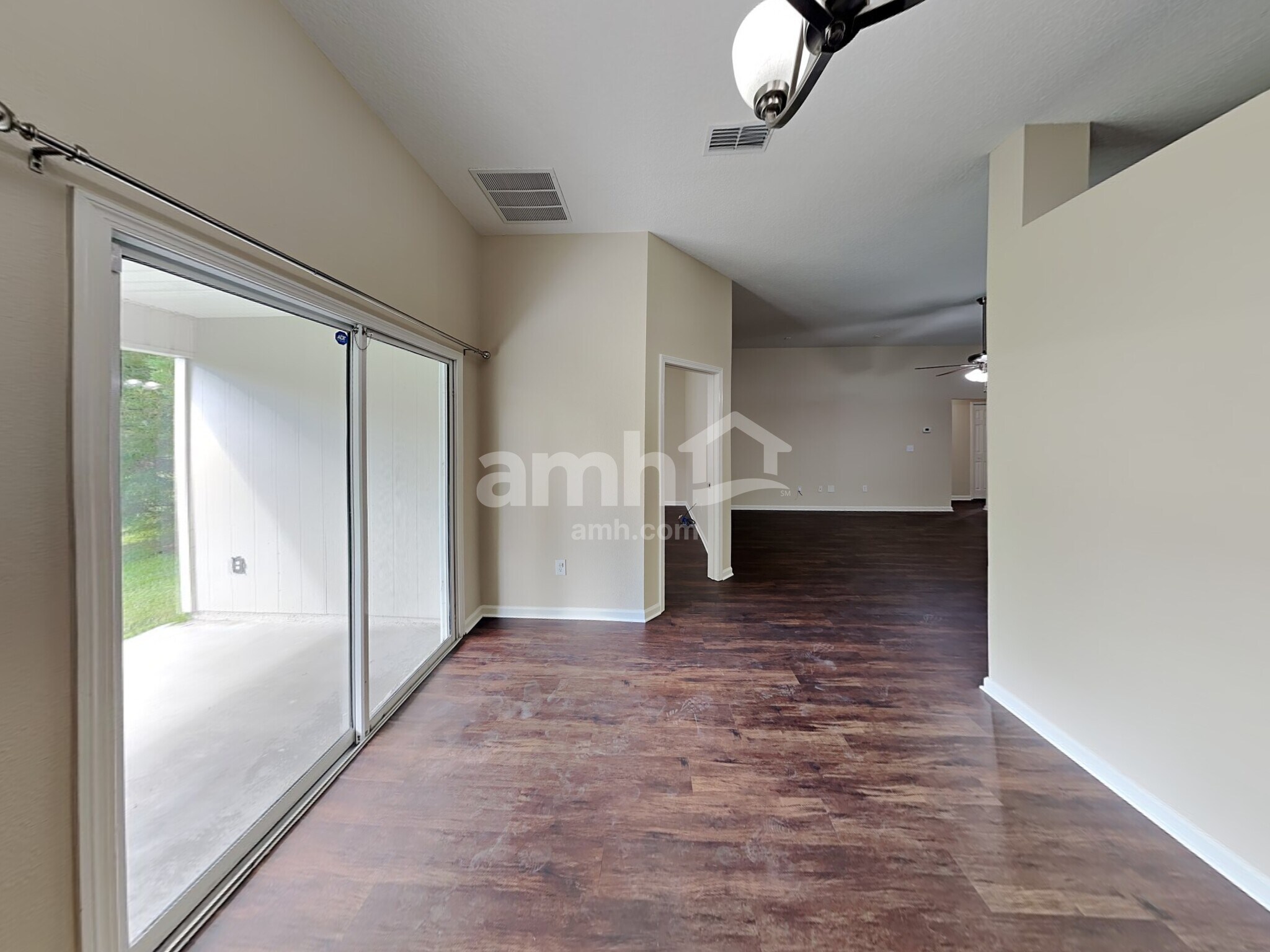 Building Photo - 64 Old Hickory Forest Rd