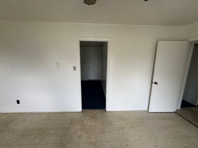 Building Photo - 3/1 in Kingstown, NC (Shelby, NC)