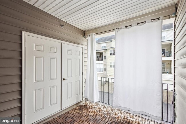 Building Photo - 15211 Lancashire Dr