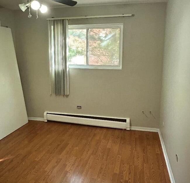 Building Photo - 8241 W 79th St