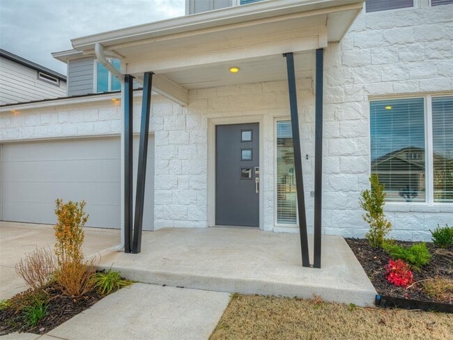Building Photo - 520 NW 176th Terrace