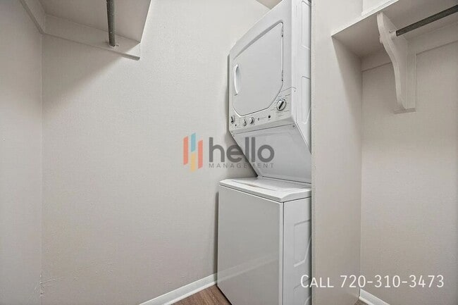 Building Photo - 9885 W 21st Ave