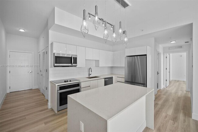 Building Photo - 101 Diplomat Pkwy