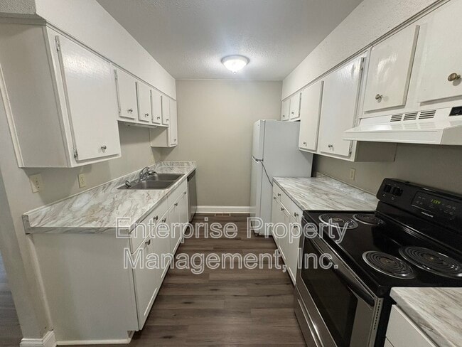 Building Photo - 8176 Harley Sq.