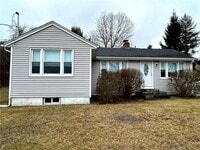 Building Photo - 30 Fulton Dr