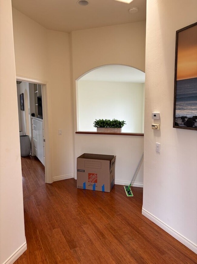 Building Photo - Minutes to Moonlight Beach | Stunning 5 Bedroom Encinitas Home