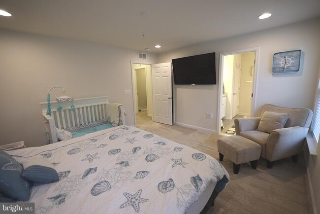 Building Photo - 130 Intrepid Ln