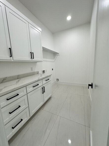 Building Photo - 124 Sea Grape Ln