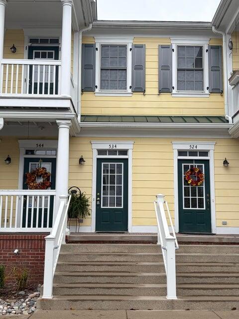 Building Photo - 534 Constitution St