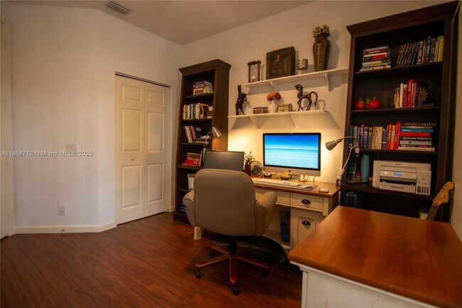 Building Photo - 1714 Victoria Pointe Cir