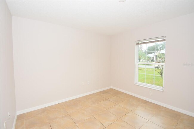 Building Photo - 34 Renshaw Dr