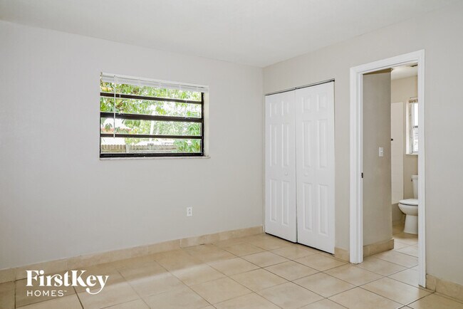 Building Photo - 3453 NW 191st St