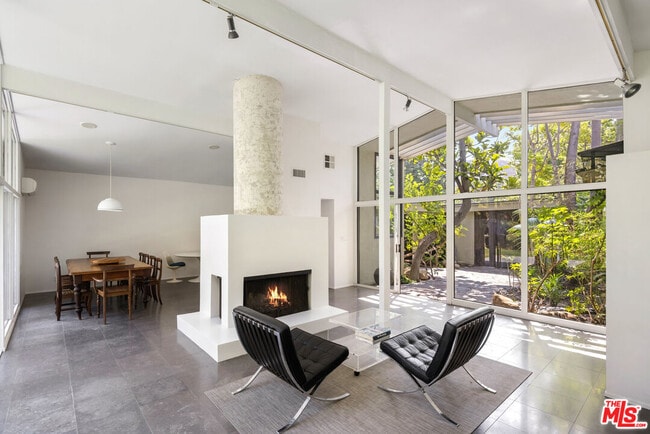 Building Photo - 30611 Las Estrellas Dr