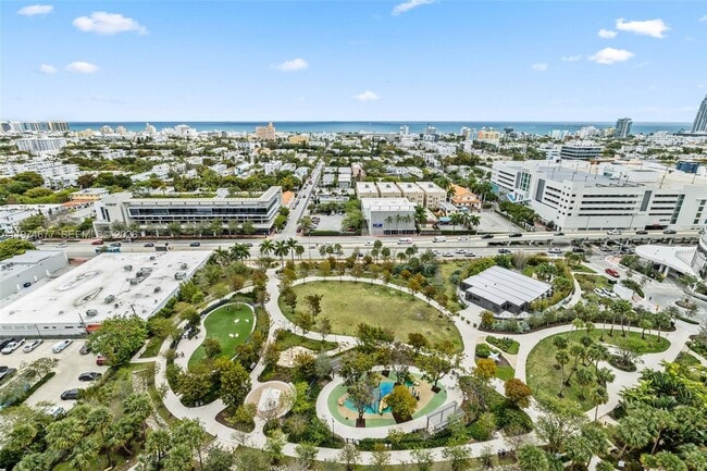 Building Photo - 650 West Ave