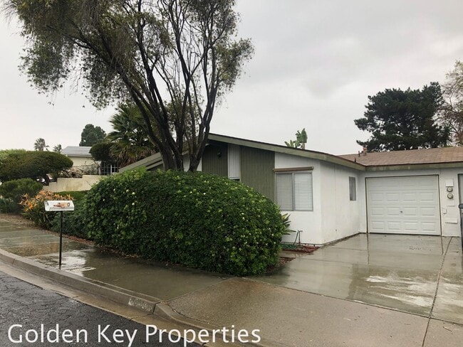 Building Photo - Lovely unit in Costa Serena