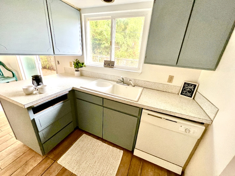 Building Photo - 3800 Nicholson Rd