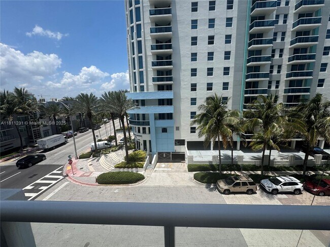 Building Photo - 9195 Collins Ave