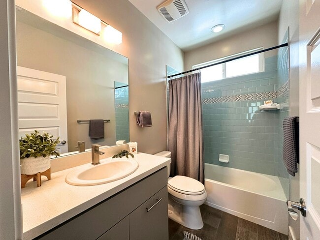 Building Photo - 4578 Blue Oak Pl