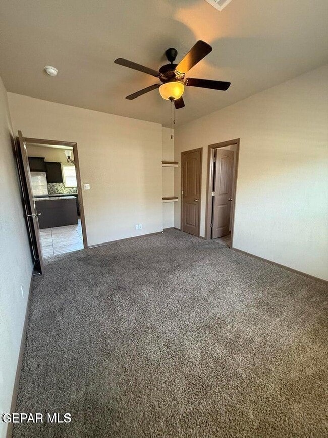 Building Photo - 4941 Ruben Soto