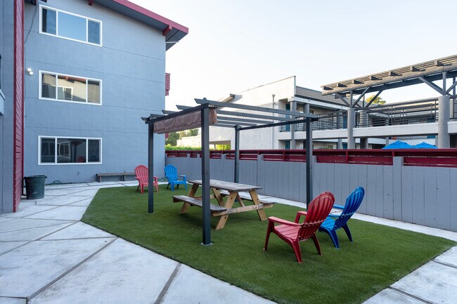 Building Photo - 150 Harrison Ave