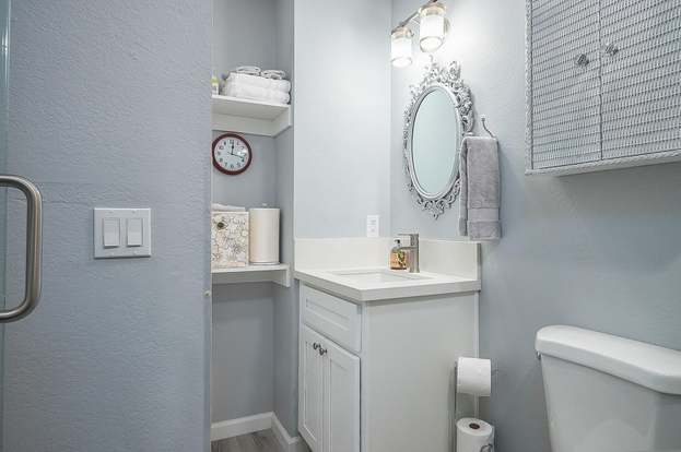 Building Photo - 510 N Villa Ct