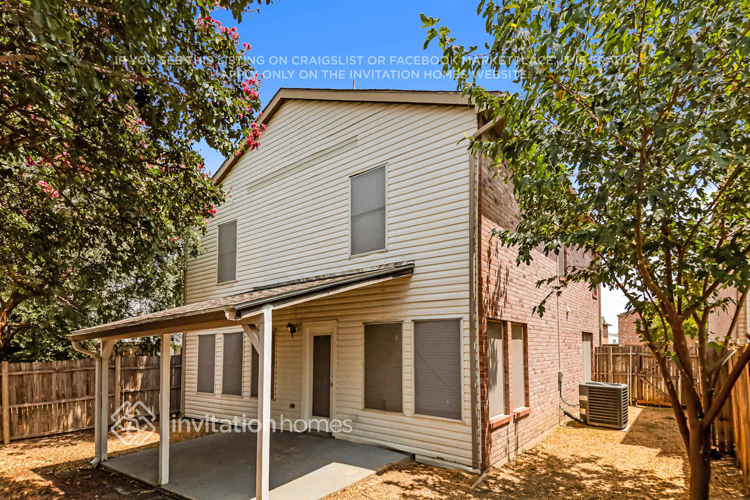Building Photo - 2040 Cardinal Ln