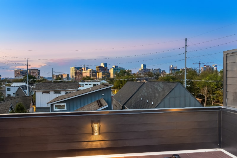 Building Photo - 1300 Edgehill Ave