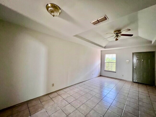 Building Photo - 507 Shiloh Dr