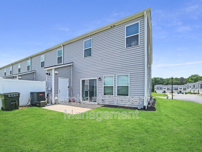 Building Photo - 130 Outback Dr
