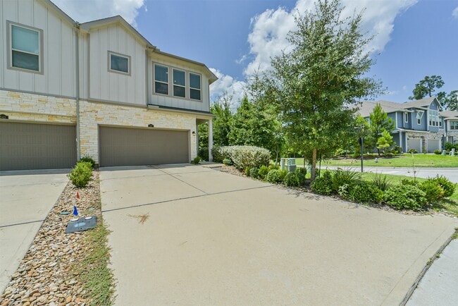 Building Photo - 547 Bristol Tide Ct