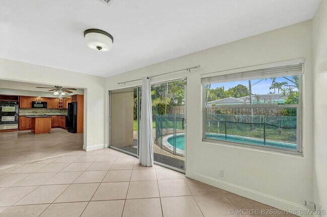 Building Photo - 4721 Sarazen Dr