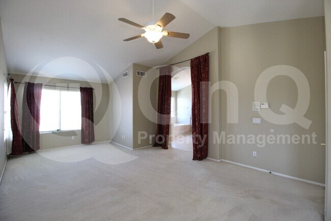 Building Photo - 4604 E Prickly Pear Trail