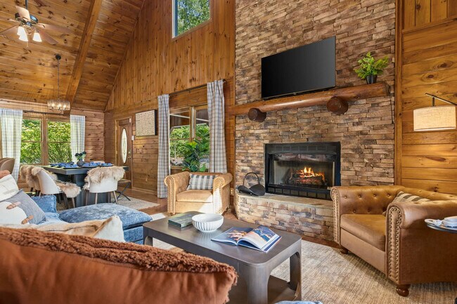 Building Photo - 181 Sugar Mountain Rd