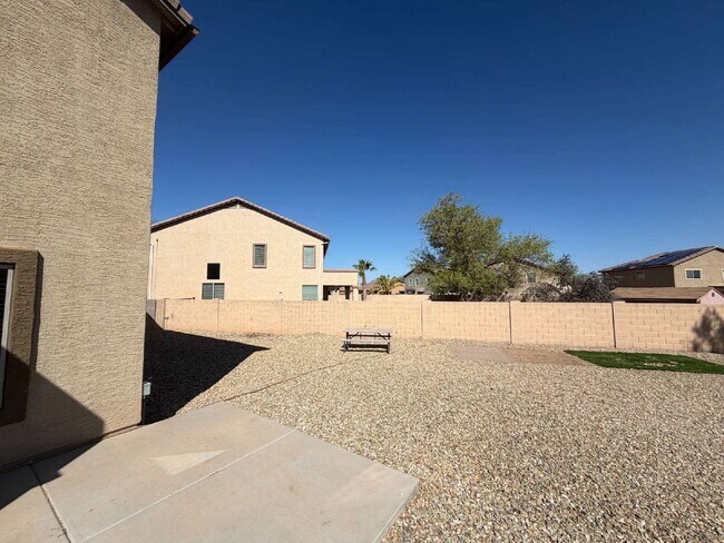 Building Photo - 18267 N Cook Dr