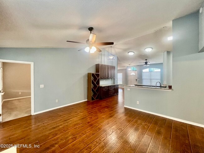 Building Photo - 8971 Rockpond Meadows Dr