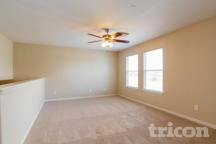 Building Photo - 32331 Hunter Park Ct