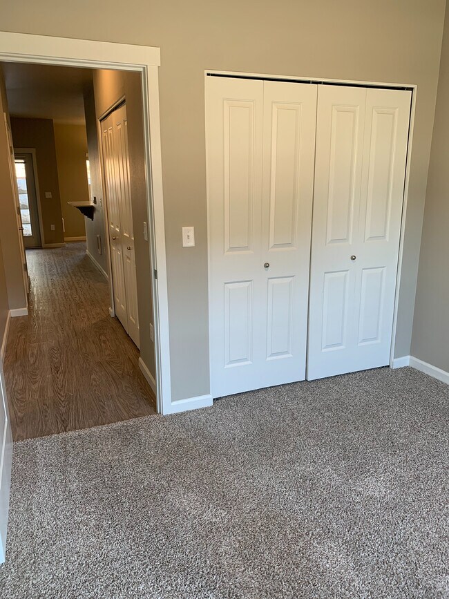 Bedroom - White Oak